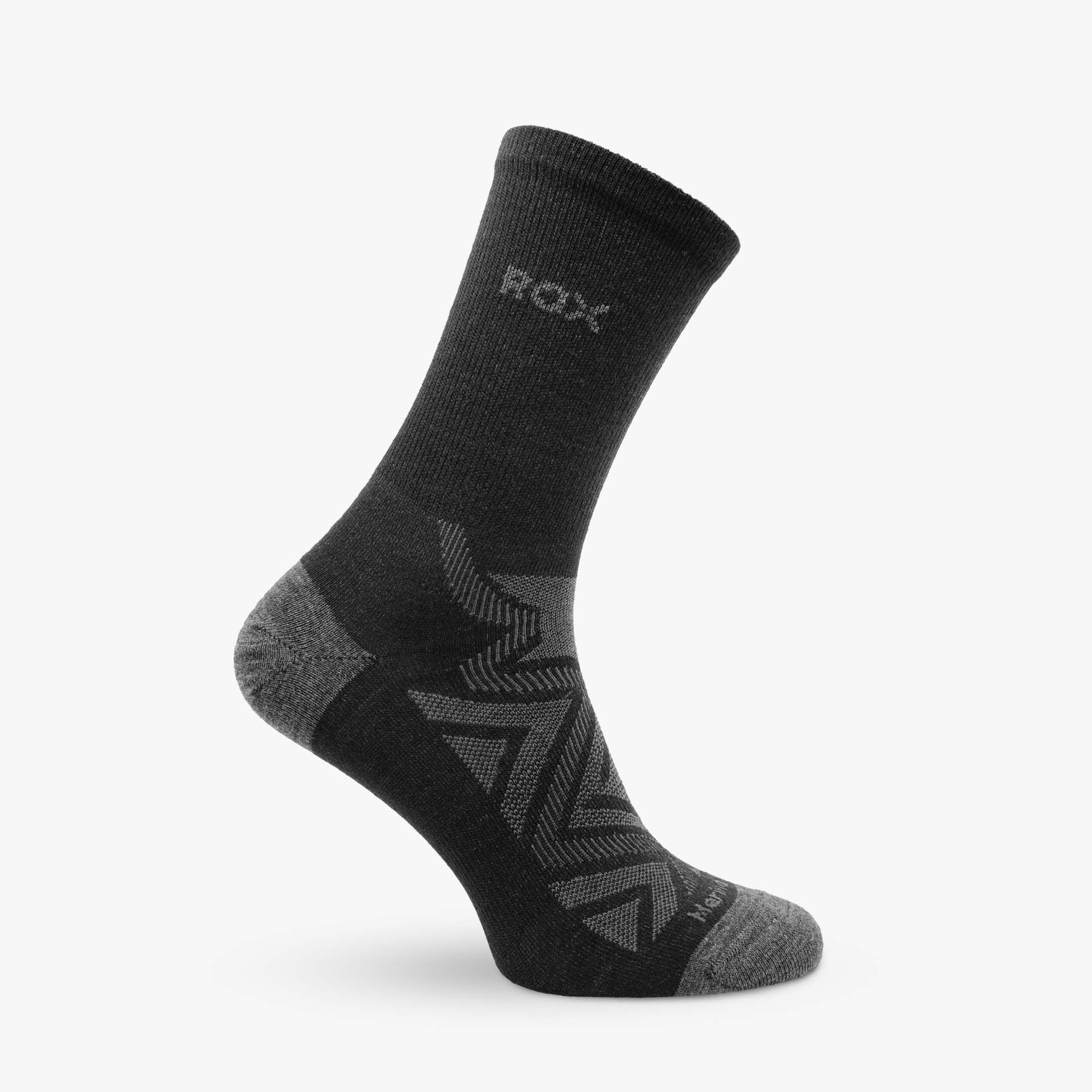 Bezešvé ponožky z merino vlny Fuzzy High černá