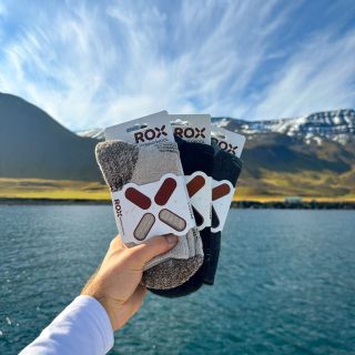 🇮🇸 TESTOVÁNO NA ISLANDU Na podzim letošního roku jsme vzali ponožky ROX Merino Wool Sam na dvoutýdenní expediční plavbu ⛵️...